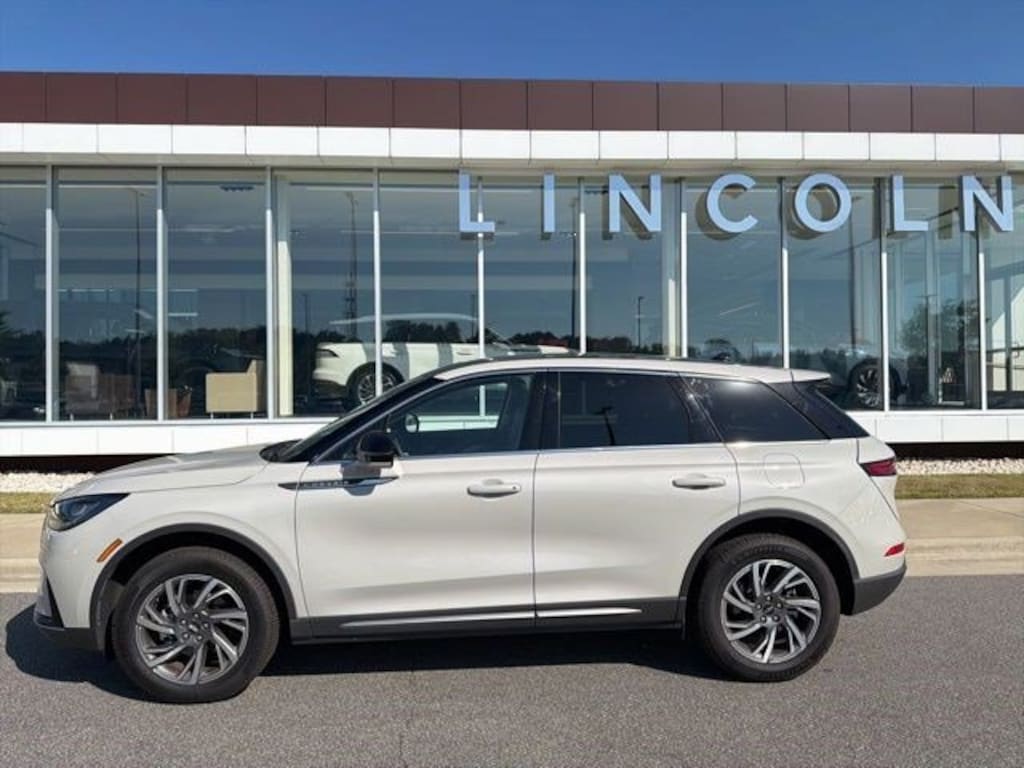 Used 2023 Lincoln Corsair Standard Standard FWD