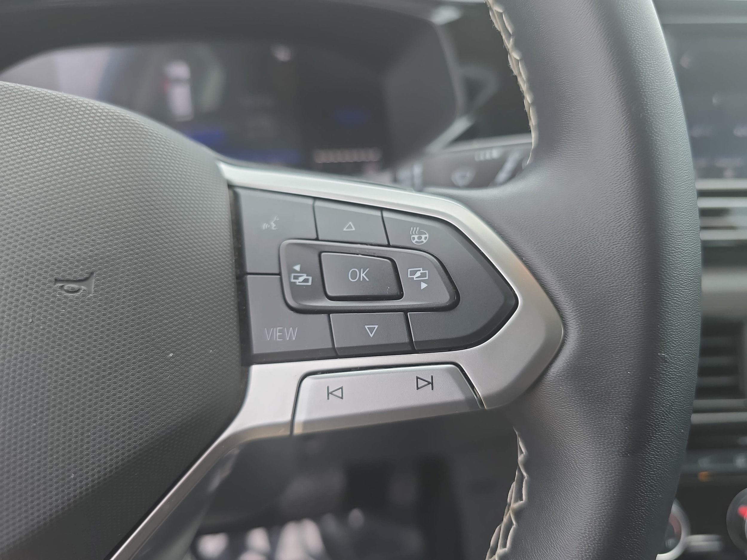 2024 Volkswagen Taos S - Photo 17