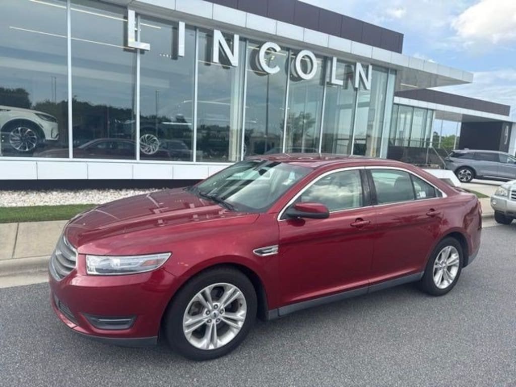 Used 2013 Ford Taurus SEL Sedan