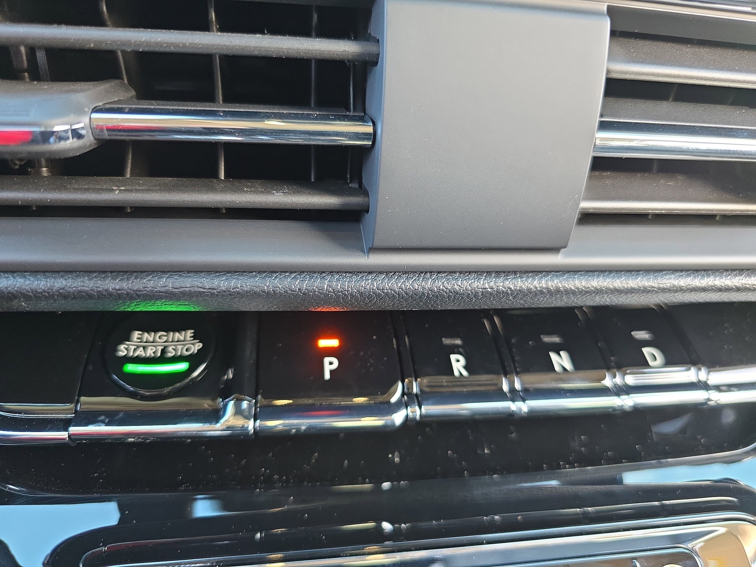 2026 Lincoln Corsair Premiere - Photo 25