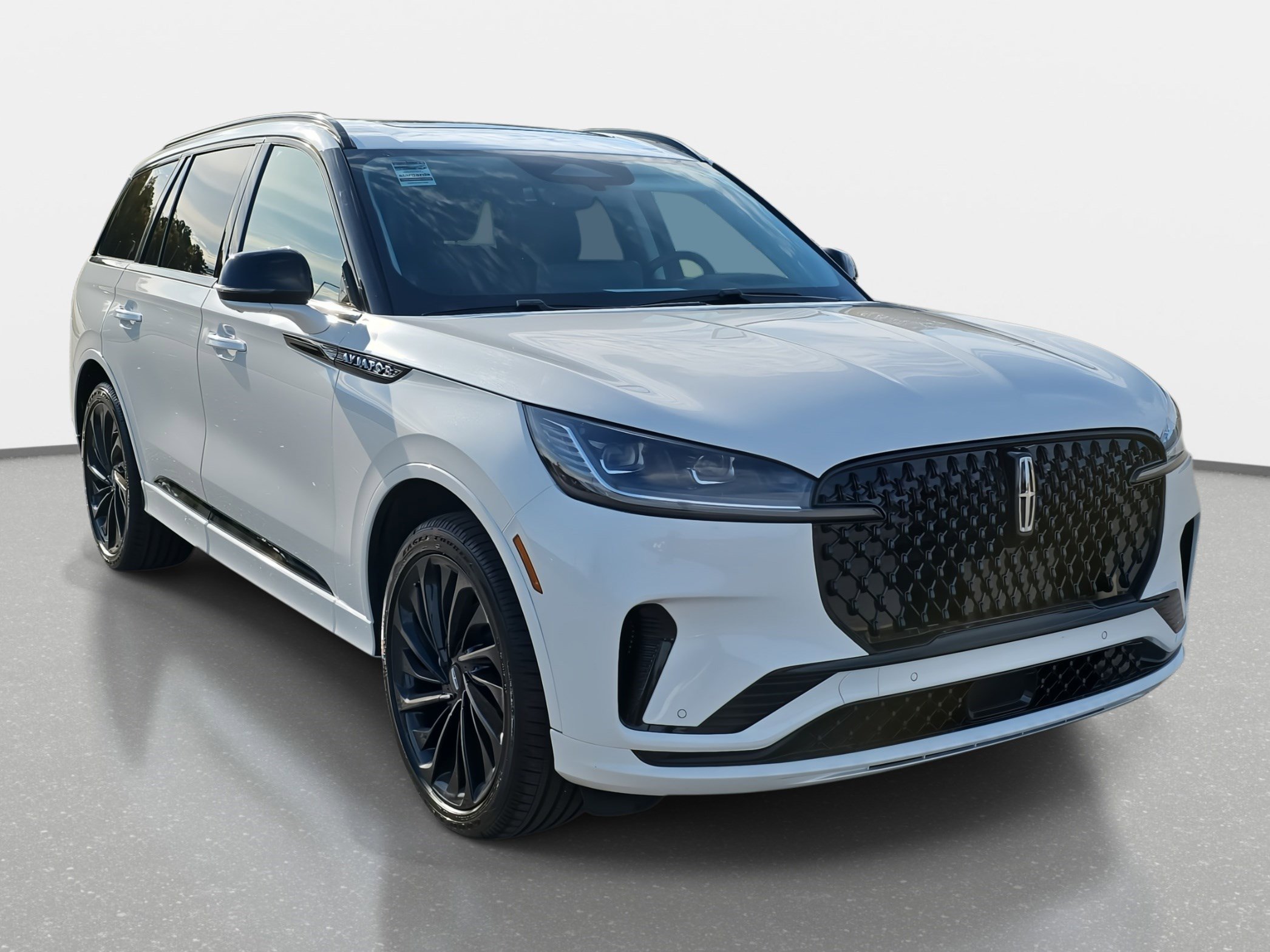 2026 Lincoln Aviator Reserve photo 3