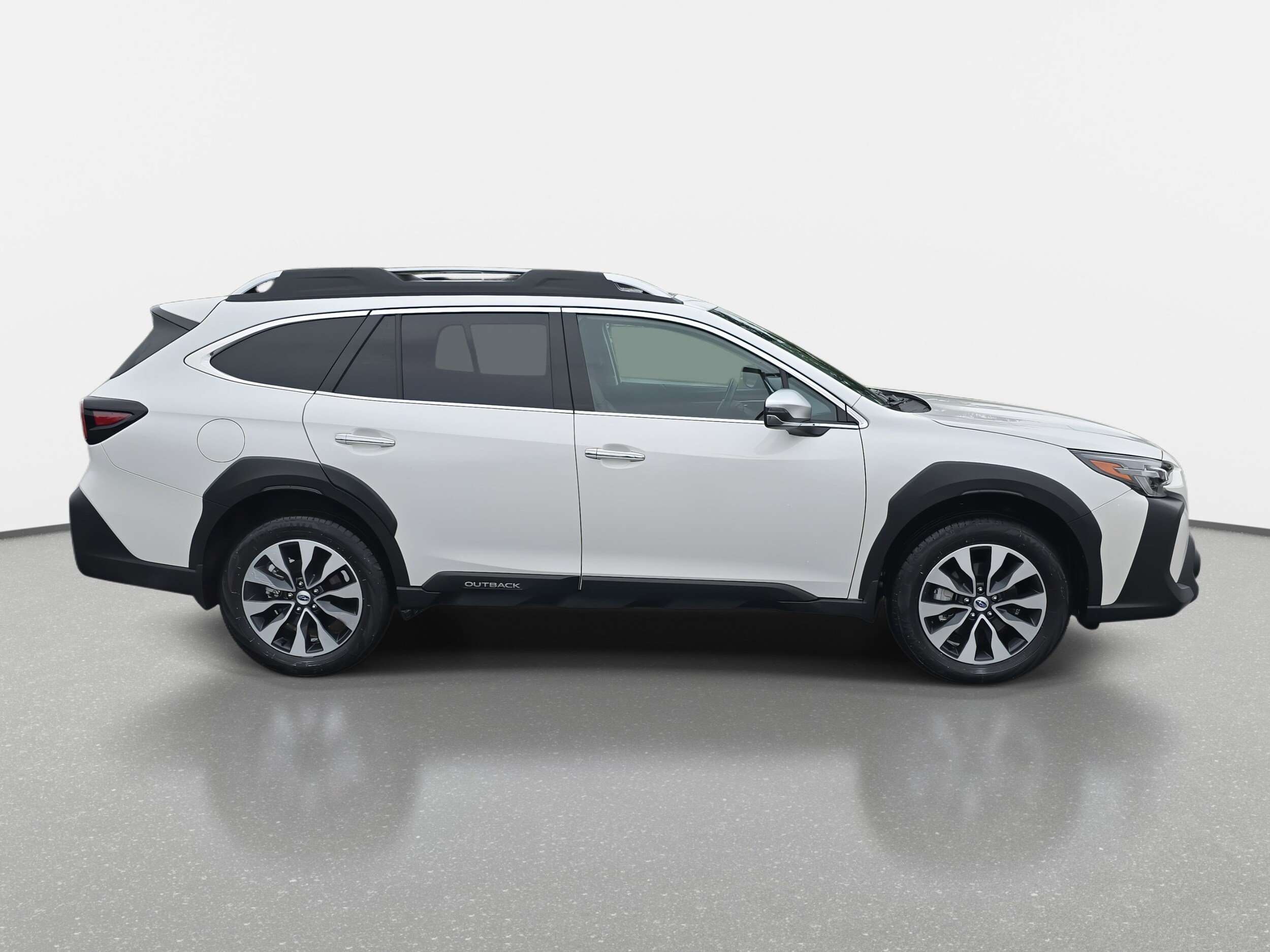 2024 Subaru Outback Touring XT photo 3