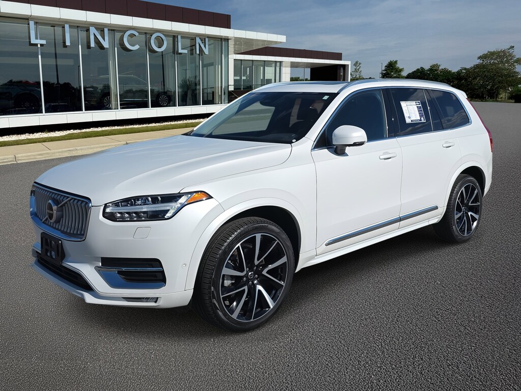Used 2024 Volvo XC90 Plus Bright Theme B6 AWD Plus Bright Theme 7P