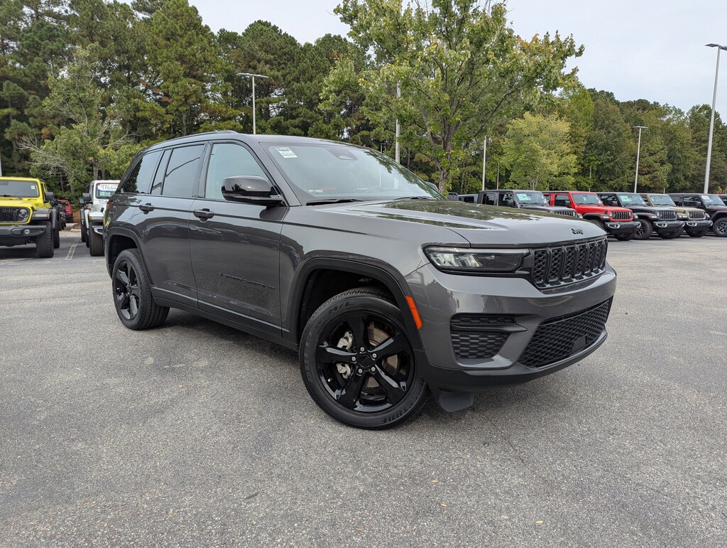 Certified 2023 Jeep Grand Cherokee Altitude Altitude 4x4