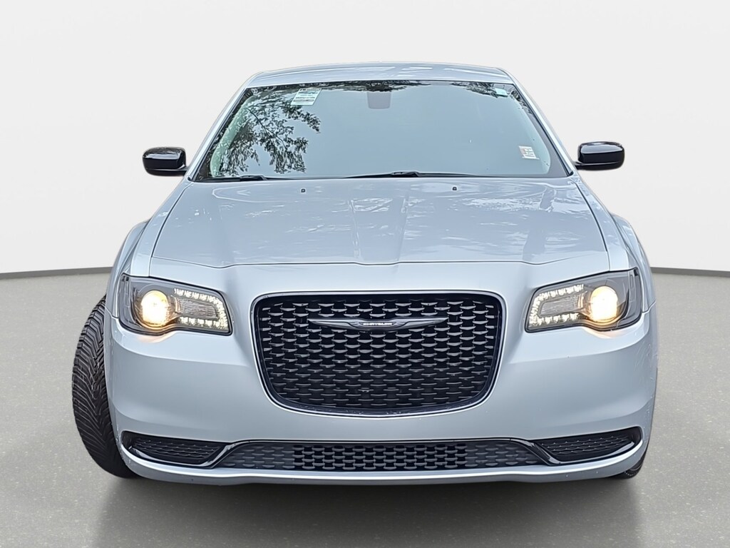 Used 2023 Chrysler 300 Touring Touring RWD