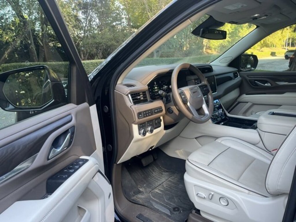 Used 2024 GMC Yukon Denali 4WD  Denali