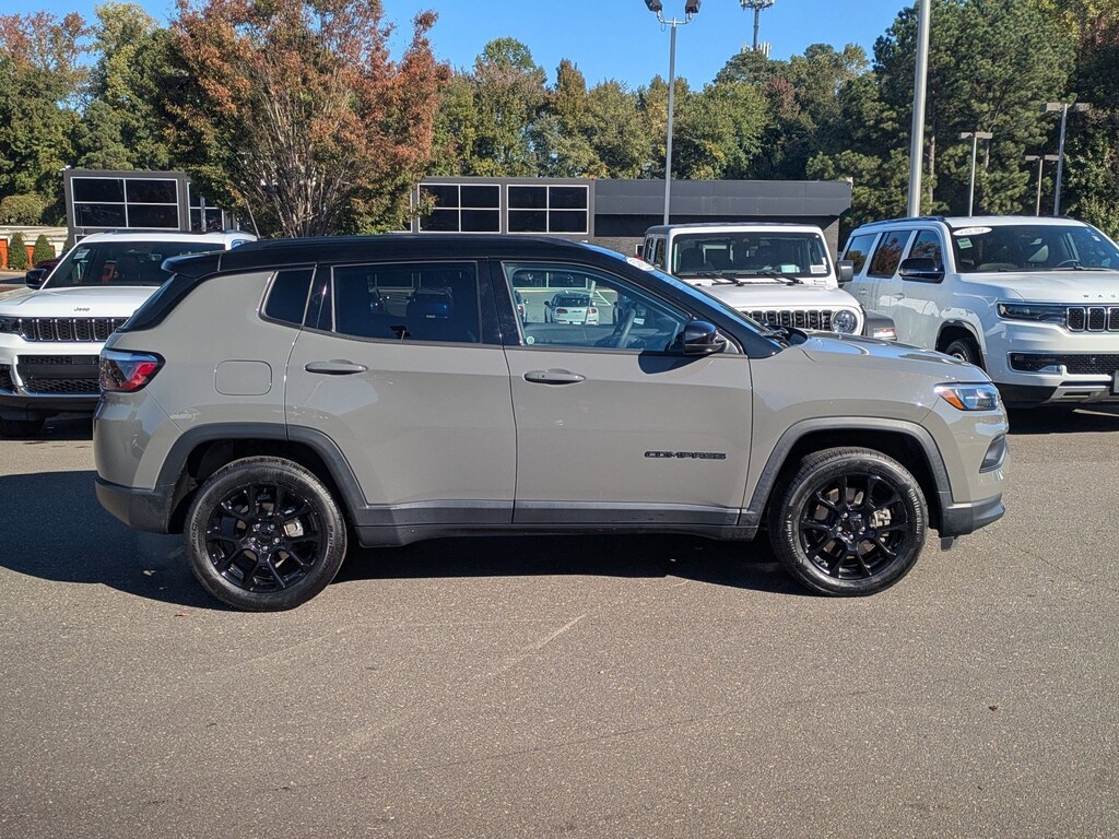 Used 2023 Jeep Compass Altitude Altitude 4x4