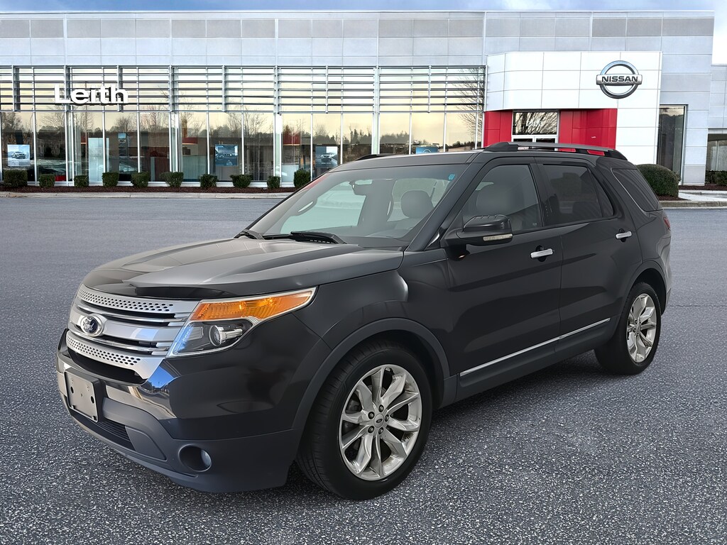 Used 2013 Ford Explorer XLT FWD  XLT