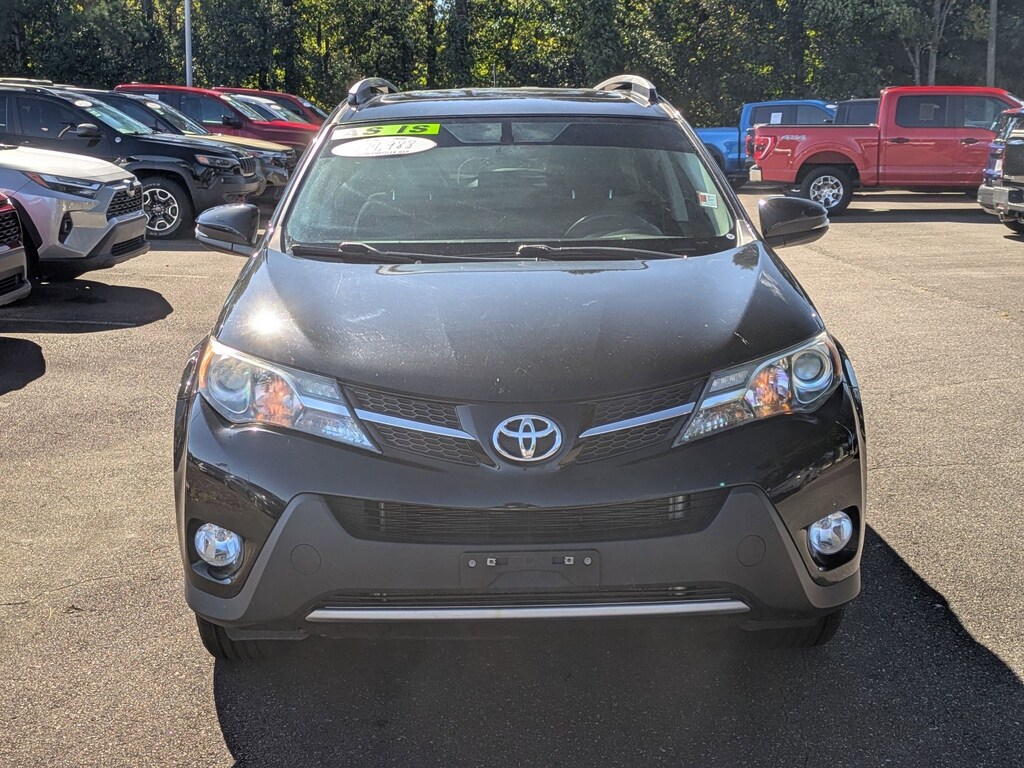 Used 2015 Toyota RAV4 XLE AWD  XLE
