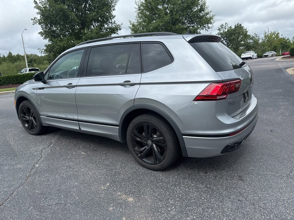 Used 2023 Volkswagen Tiguan SE R-Line Black 2.0T SE R-Line Black FWD