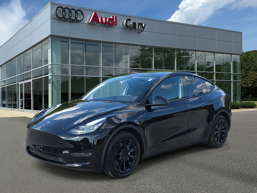 Used 2022 Tesla Model Y Long Range Long Range AWD