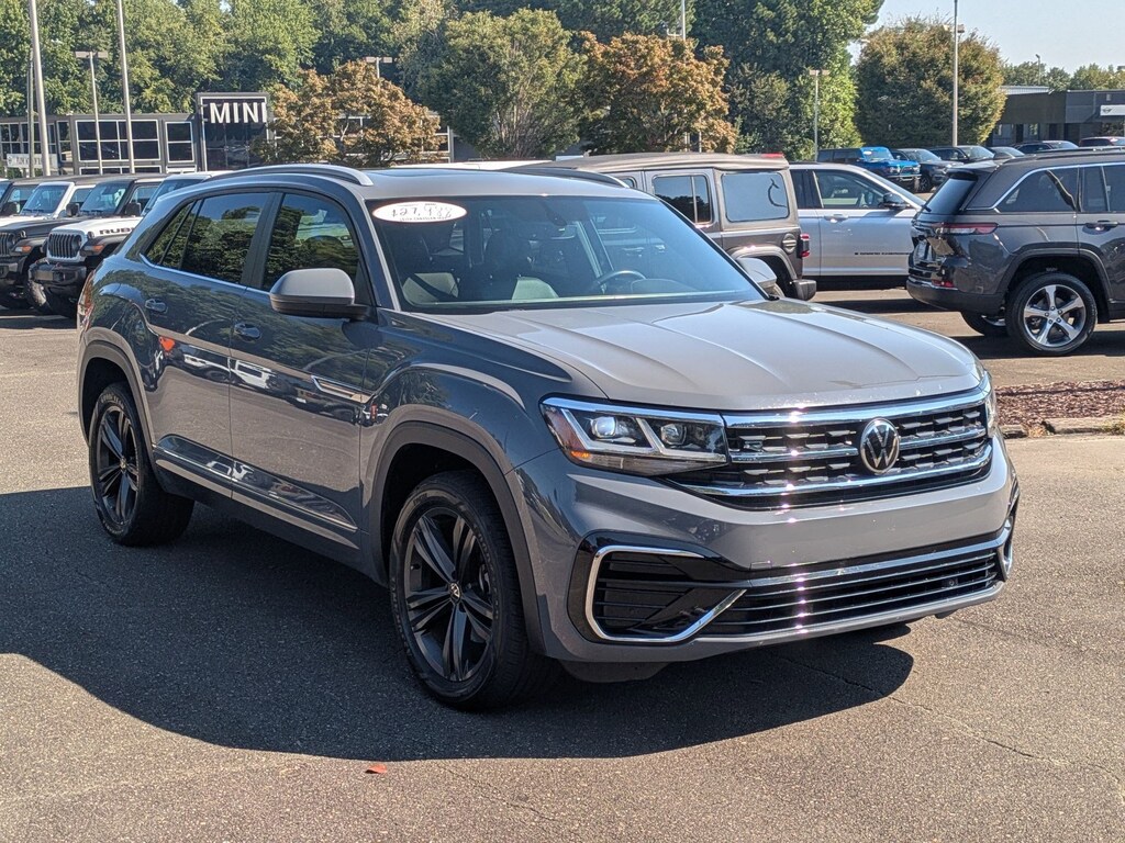 Used 2021 Volkswagen Atlas Cross Sport 3.6L V6 SE w/Technology R-Line 3.6L V6 SE w/Technology R-Line 4MOTION