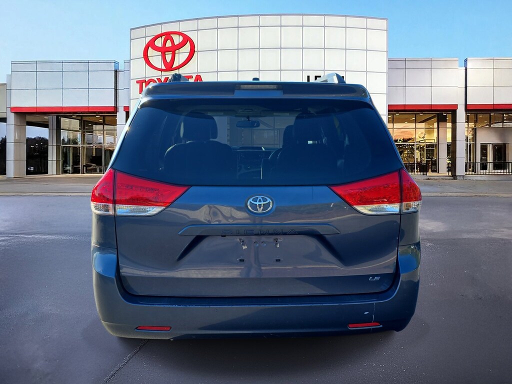 Used 2014 Toyota Sienna LE Van