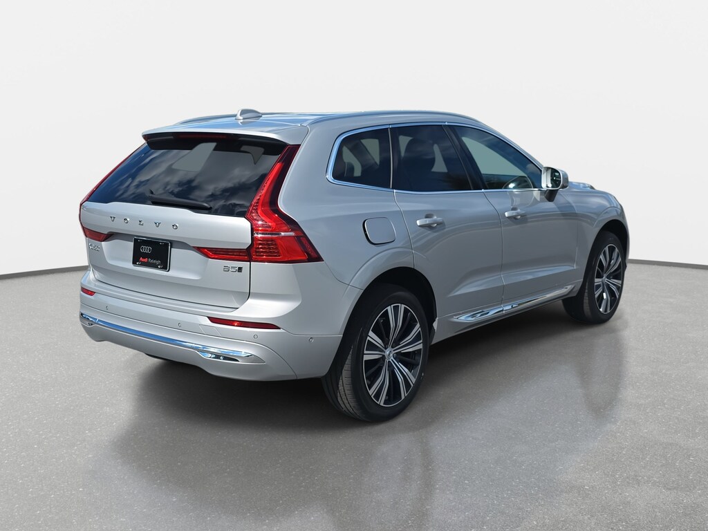 Used 2022 Volvo XC60 Inscription B5 AWD Inscription