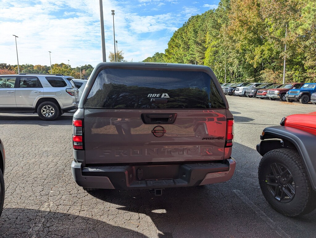 Used 2023 Nissan Frontier PRO-4X Crew Cab 4x4 PRO-4X Auto
