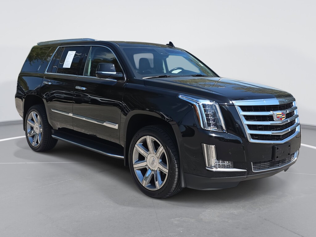 Used 2017 Cadillac Escalade Luxury 4WD  Luxury