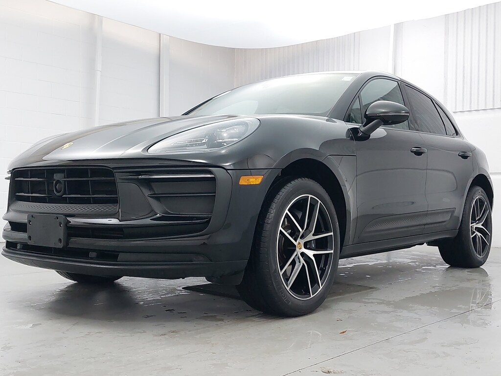 Certified 2024 Porsche Macan  AWD