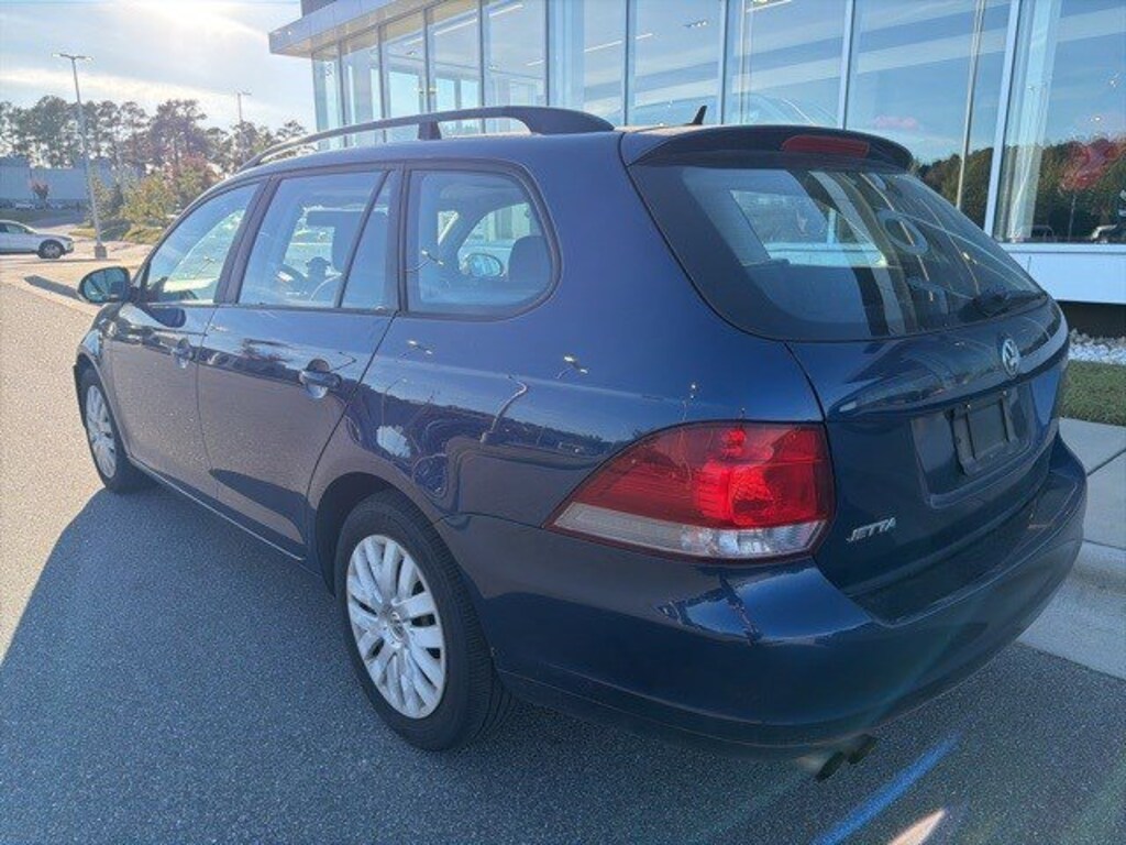 Used 2013 Volkswagen Jetta Sportwagen 2.5L S