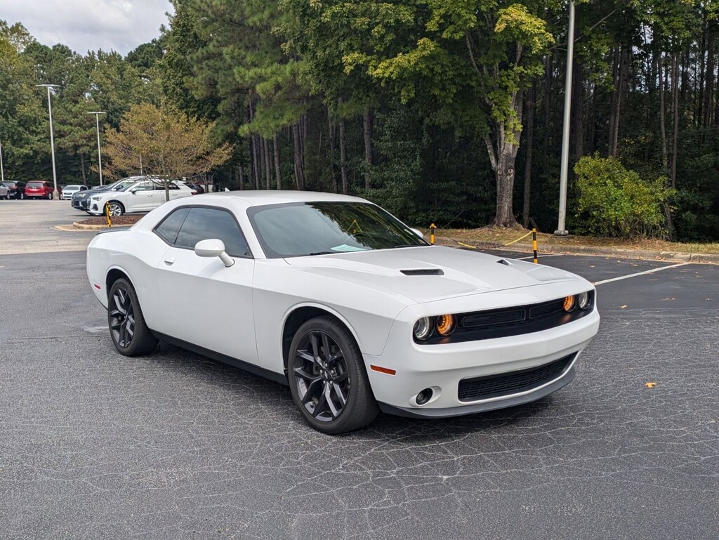 Used 2020 Dodge Challenger SXT SXT RWD