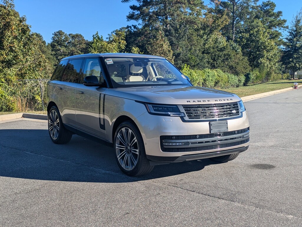 Certified 2023 Land Rover Range Rover SE P400 SE SWB