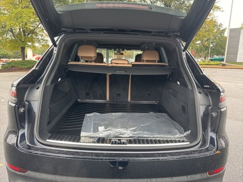 Used 2022 Porsche Cayenne Platinum Edition Platinum Edition AWD