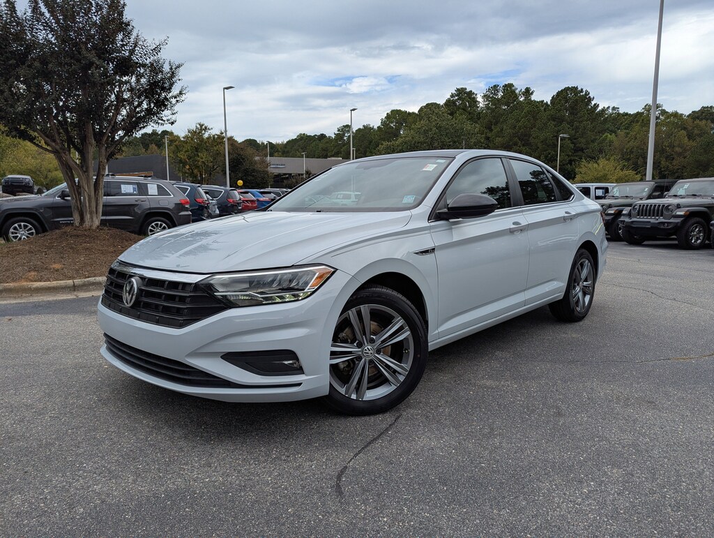 Used 2019 Volkswagen Jetta R-Line R-Line Auto w/SULEV