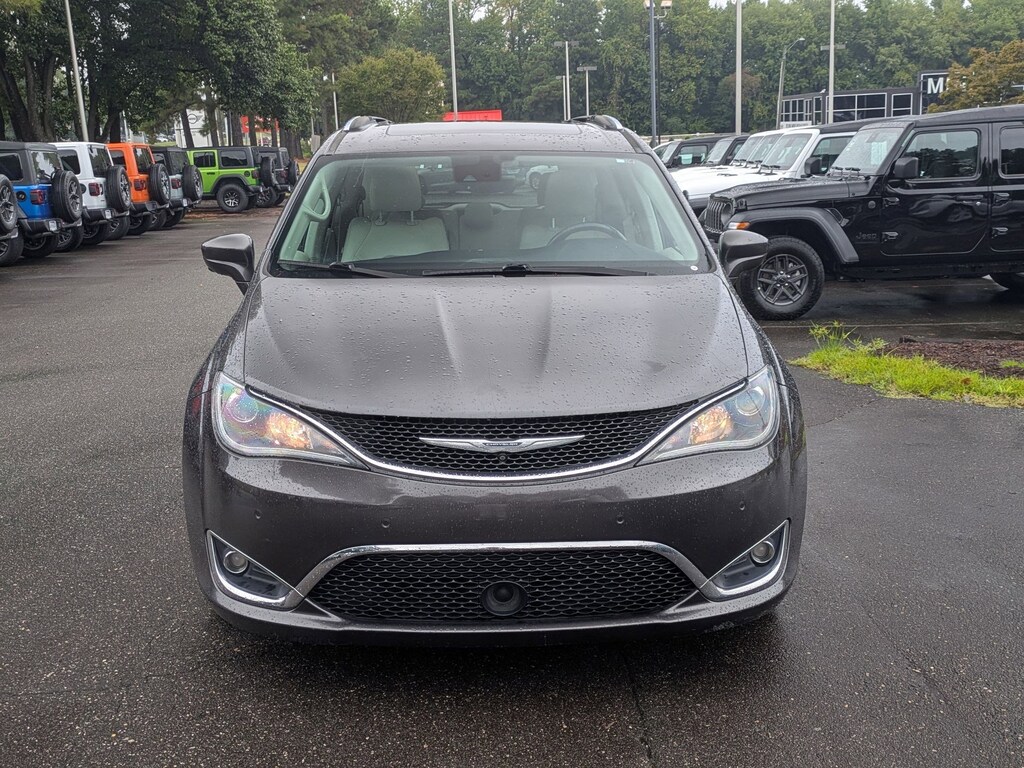 Used 2018 Chrysler Pacifica Touring L Plus Touring L Plus FWD