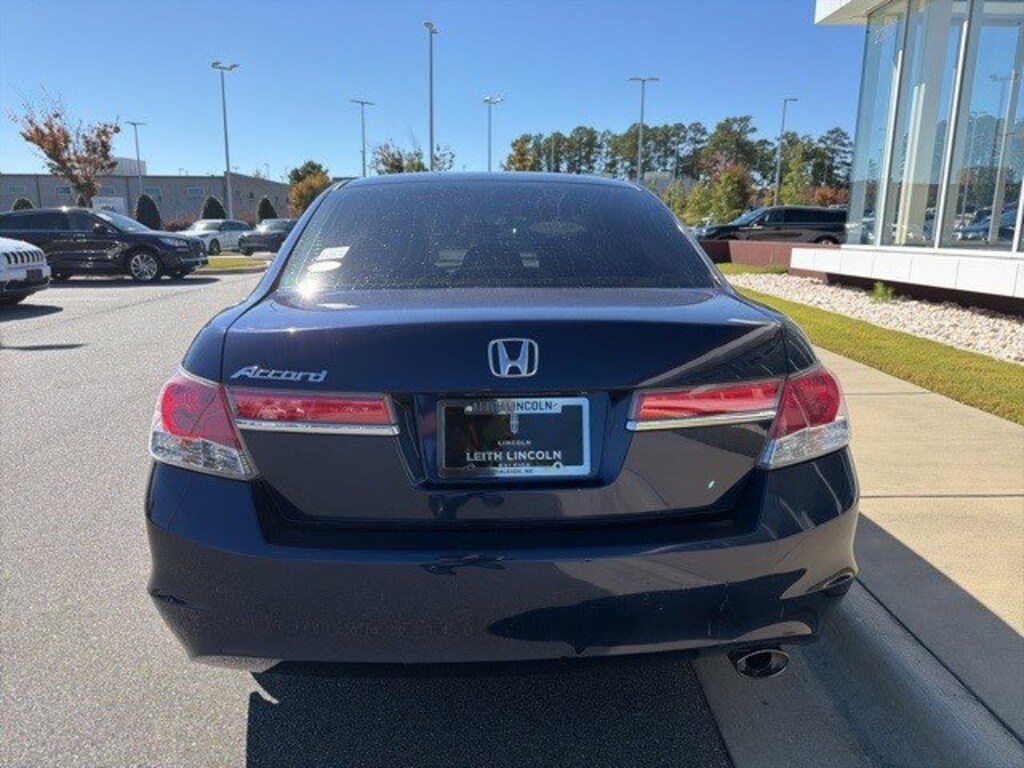 Used 2011 Honda Accord Sdn LX I4 Auto LX