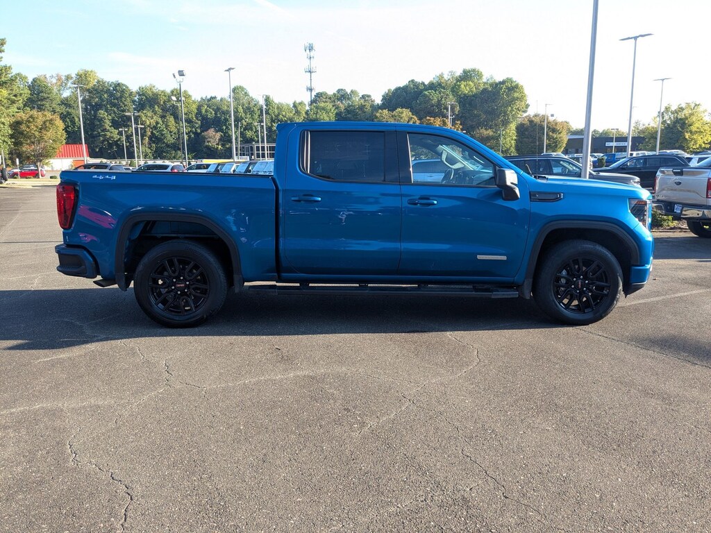 Used 2023 GMC Sierra 1500 Elevation 4WD Crew Cab 147 Elevation w/3SB