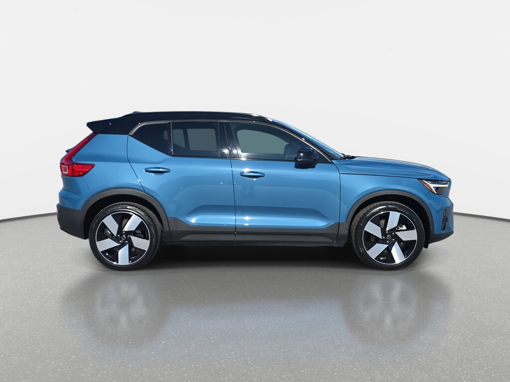 Used 2023 Volvo XC40 Recharge Pure Electric Ultimate Twin eAWD Ultimate