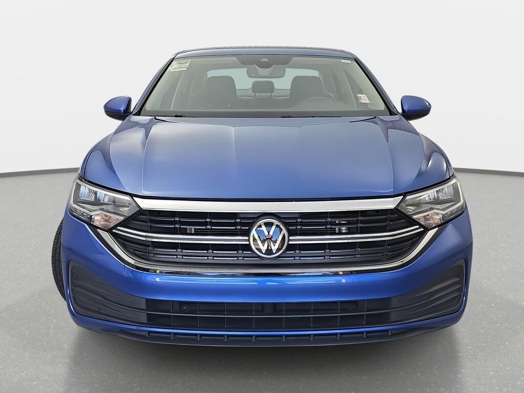Used 2022 Volkswagen Jetta SE SE Auto