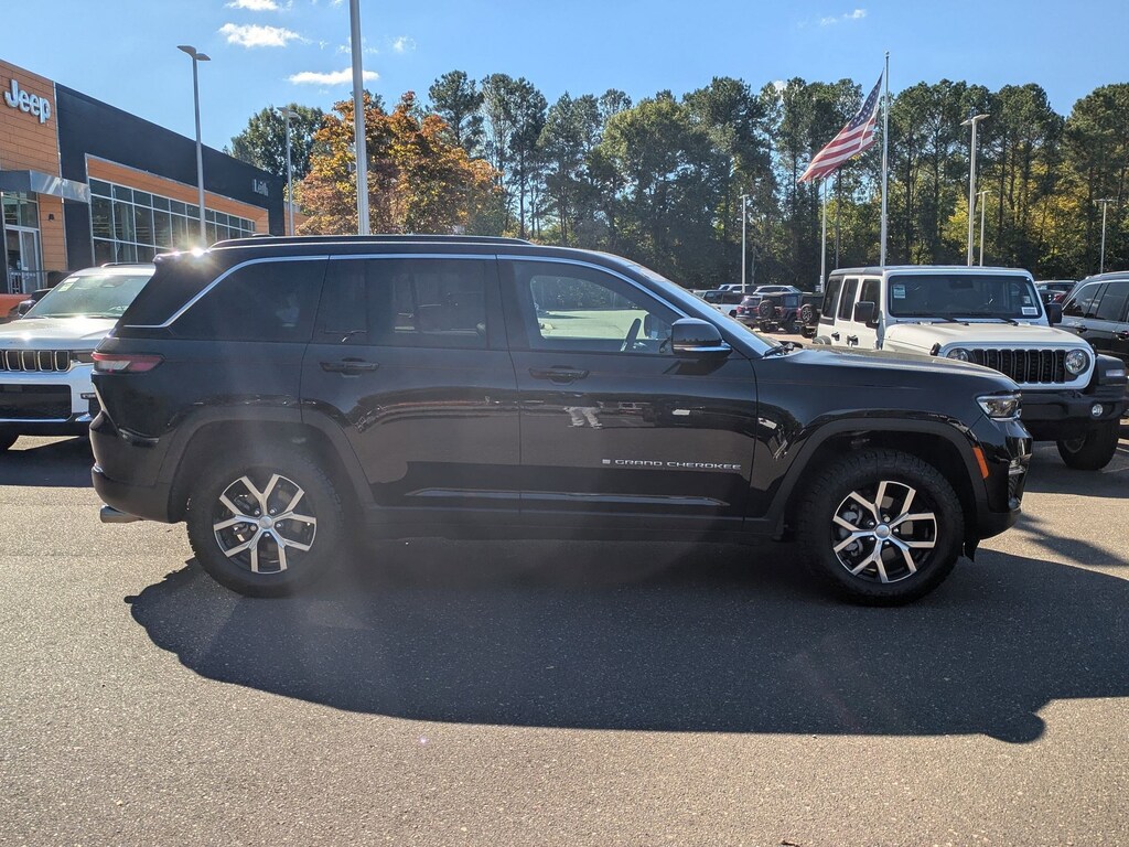 Used 2025 Jeep Grand Cherokee Limited Limited 4x4