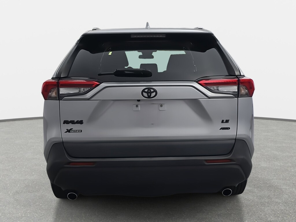 Used 2021 Toyota RAV4 LE LE AWD