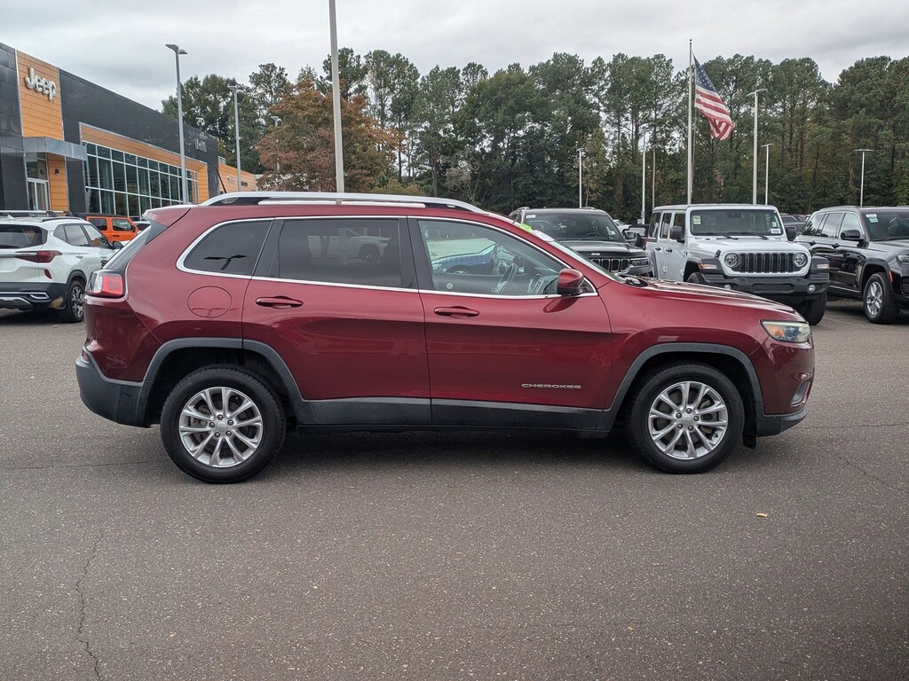 Used 2019 Jeep Cherokee Latitude Latitude FWD