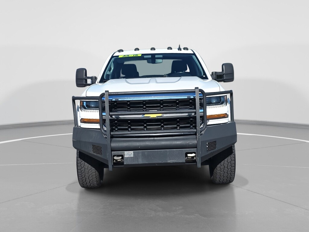 Used 2017 Chevrolet Silverado 1500 LT 4WD Crew Cab 143.5 LT w/1LT