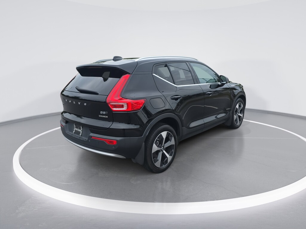 Used 2023 Volvo XC40 Ultimate Bright Theme B5 AWD Ultimate Bright Theme