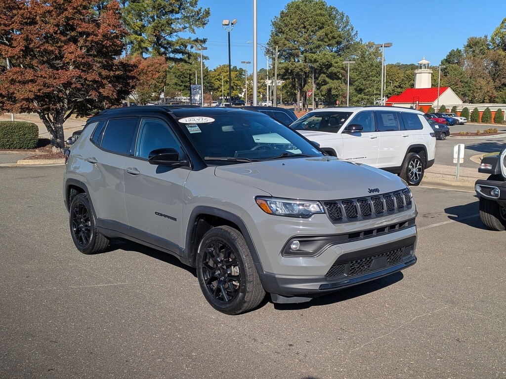 Used 2023 Jeep Compass Altitude Altitude 4x4