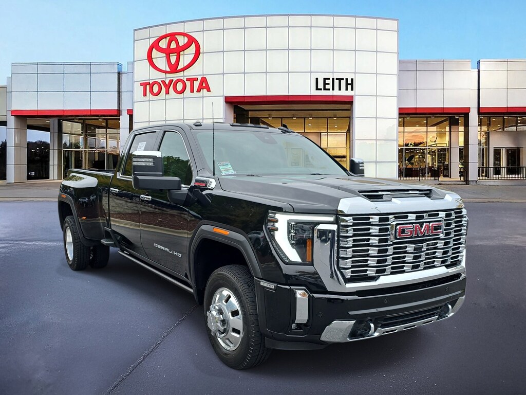 Used 2024 GMC Sierra 3500HD Denali 4WD Crew Cab 172 Denali
