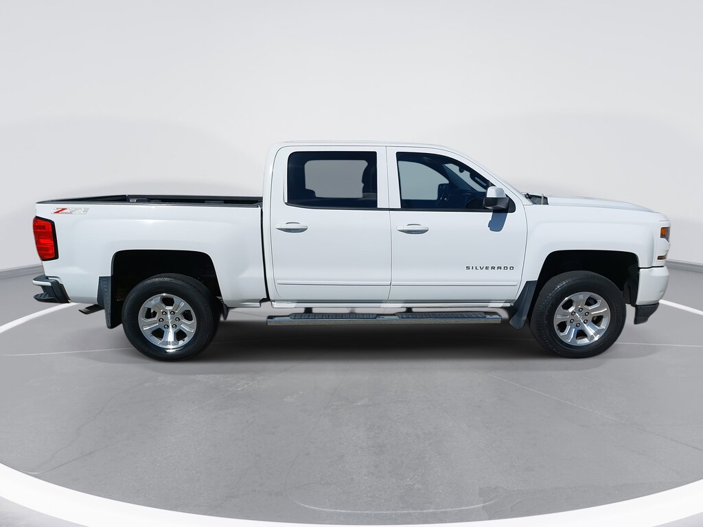 Used 2017 Chevrolet Silverado 1500 LT 4WD Crew Cab 143.5 LT w/2LT
