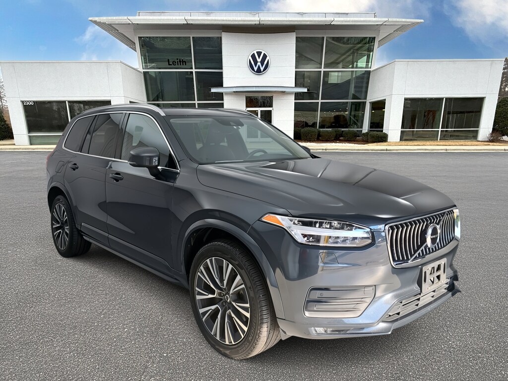 Used 2022 Volvo XC90 Momentum T5 FWD Momentum 7P