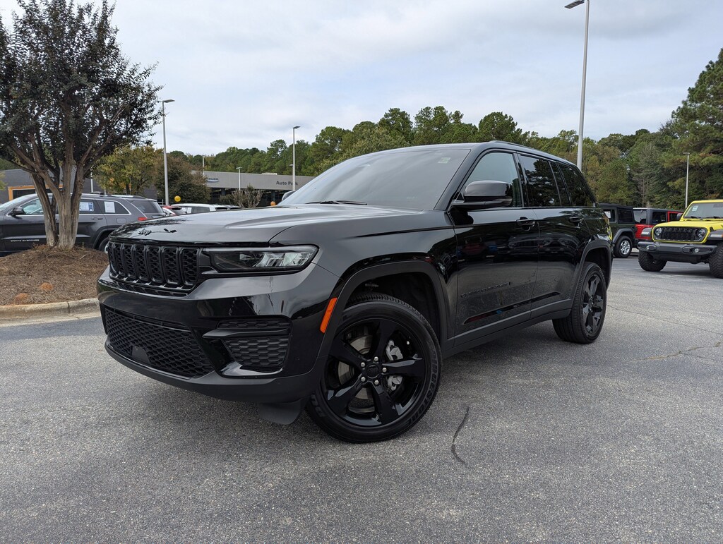 Certified 2023 Jeep Grand Cherokee Altitude X Altitude X 4x4