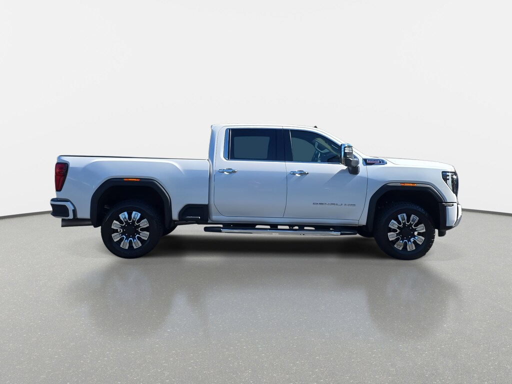 Used 2024 GMC Sierra 2500HD Denali 4WD Crew Cab 159 Denali