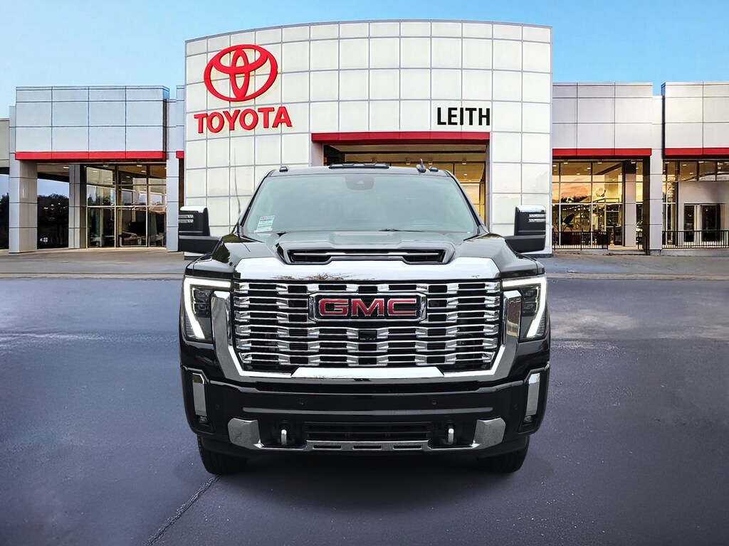 Used 2024 GMC Sierra 3500HD Denali 4WD Crew Cab 172 Denali