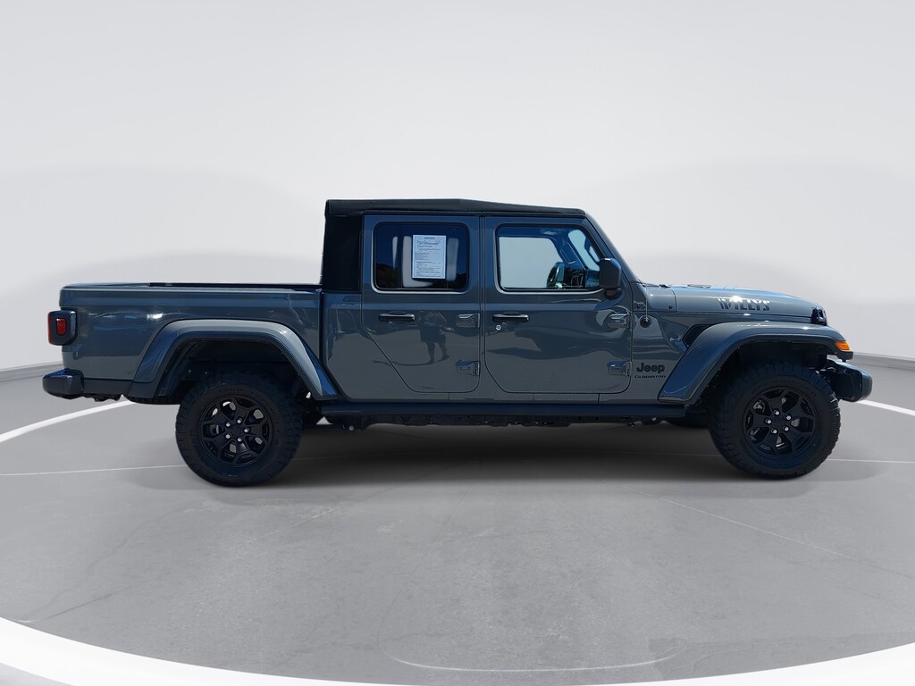 Used 2022 Jeep Gladiator Willys Willys 4x4