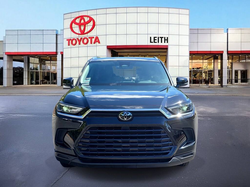 Used 2024 Toyota Grand Highlander XLE XLE FWD