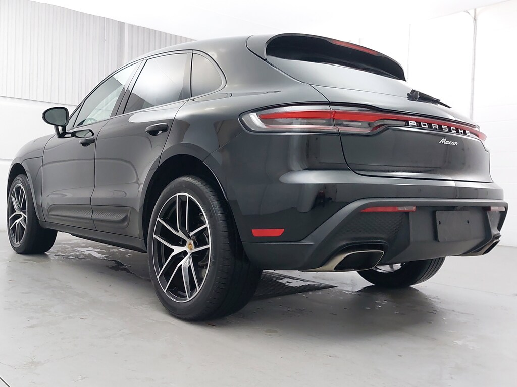 Certified 2024 Porsche Macan  AWD