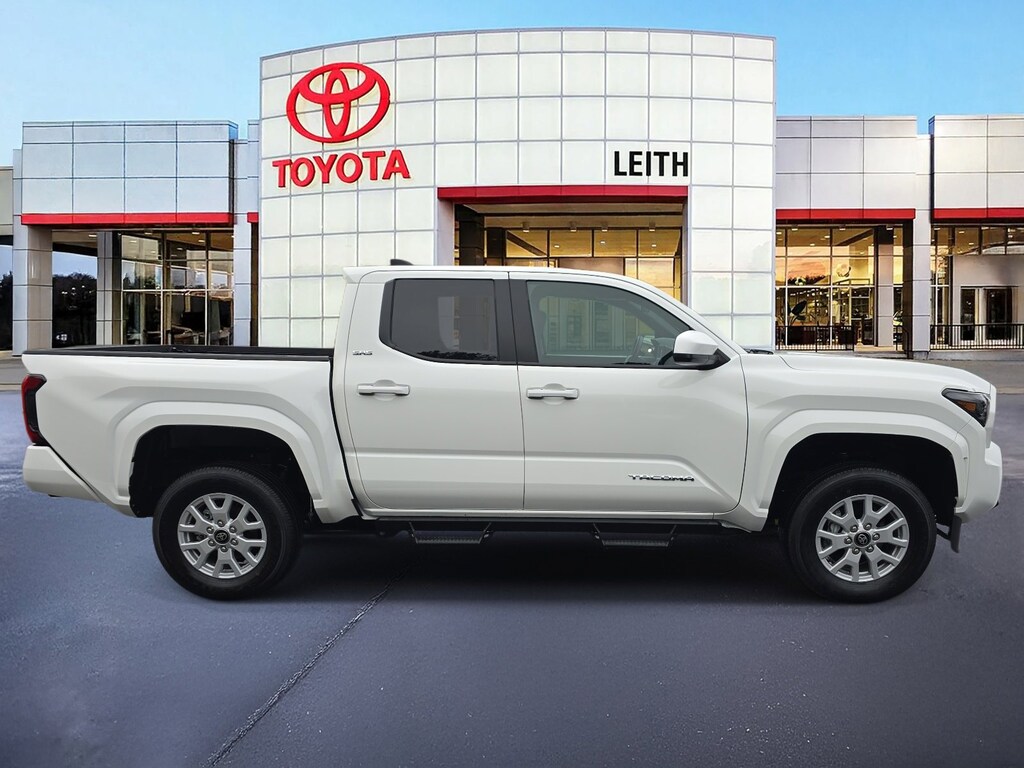 Used 2025 Toyota Tacoma SR5