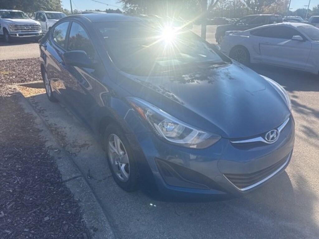 Used 2014 Hyundai Elantra SE Sedan