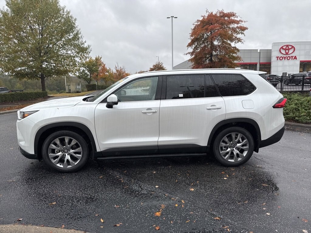 Used 2024 Toyota Grand Highlander Limited Limited FWD