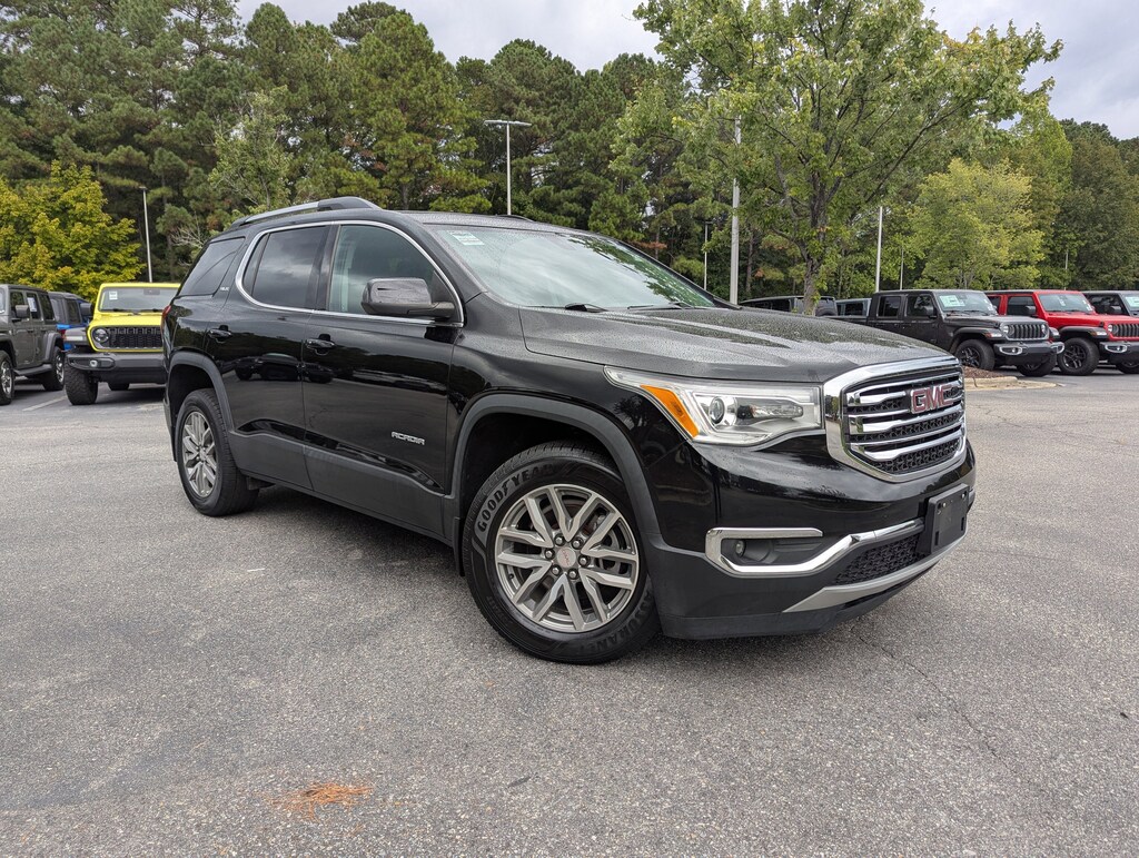 Used 2018 GMC Acadia SLE AWD  SLE w/SLE-2